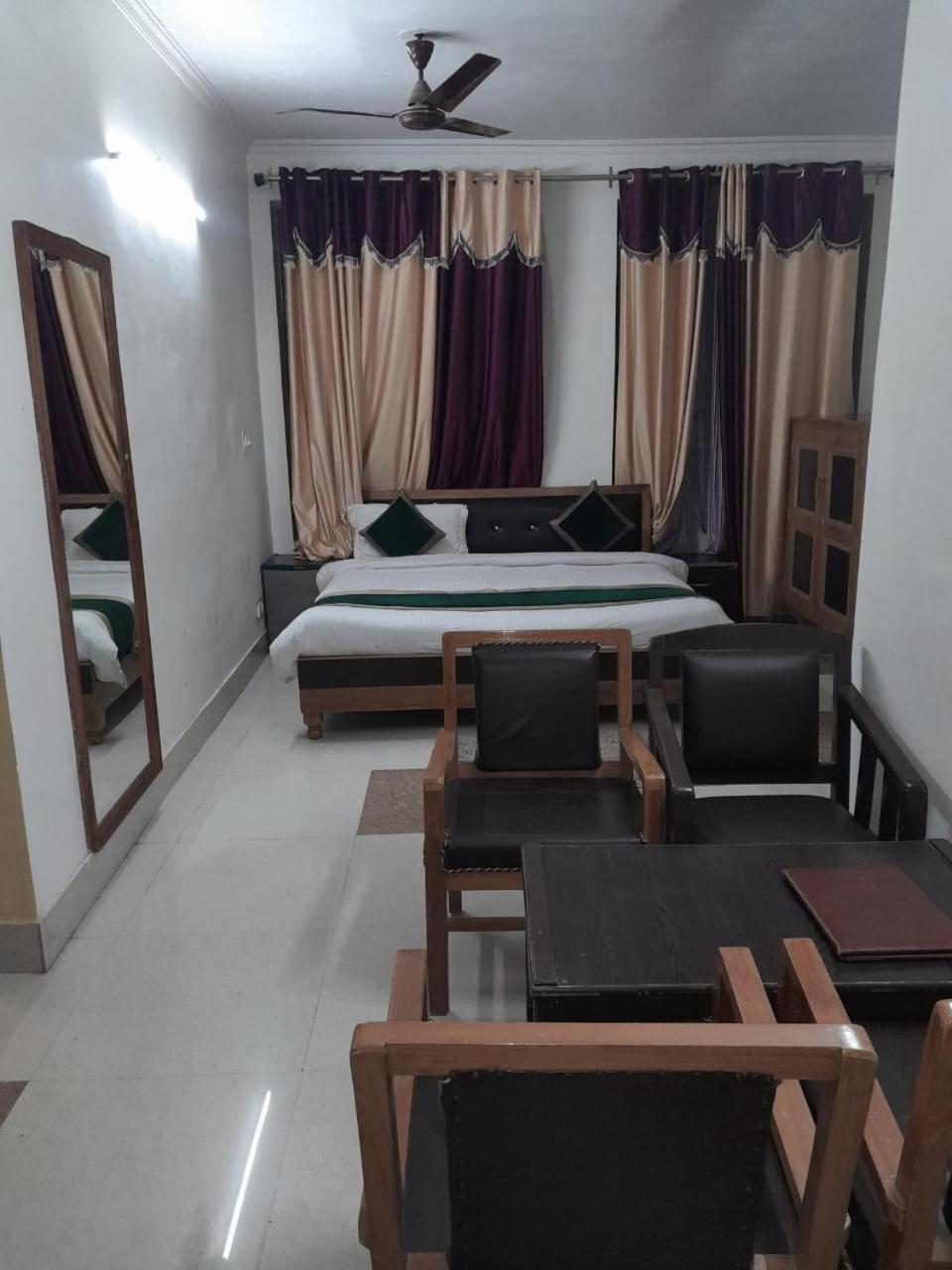 River Inn Hotels&Resorts Haridwār Zewnętrze zdjęcie